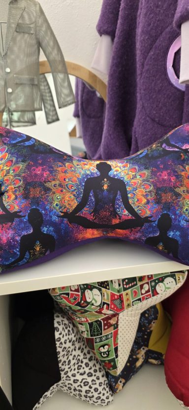 Nackenknochen handgefertigt